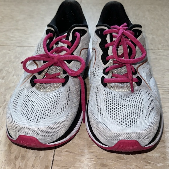 Saucony Ride14 Woman’s Lifestyle Running Shoes in Fog/Cherry size 11.5 S10650-55 - Picture 7 of 16